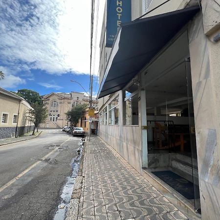 Hotel Thermas Da Mantiqueira - Pocos De Caldas - De Frente Para A Praca Central E Relogio Floral Poços de Caldas Exterior foto
