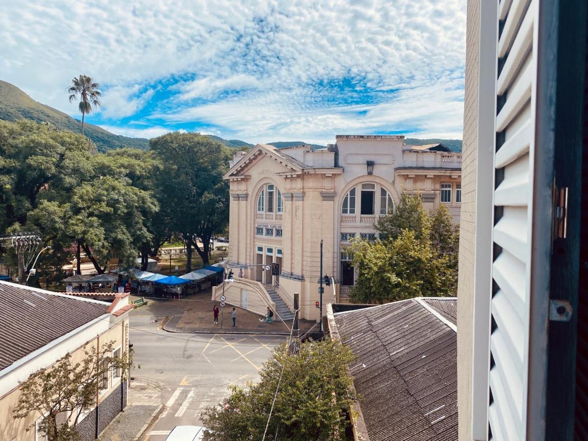 Hotel Thermas Da Mantiqueira - Pocos De Caldas - De Frente Para A Praca Central E Relogio Floral Poços de Caldas Exterior foto