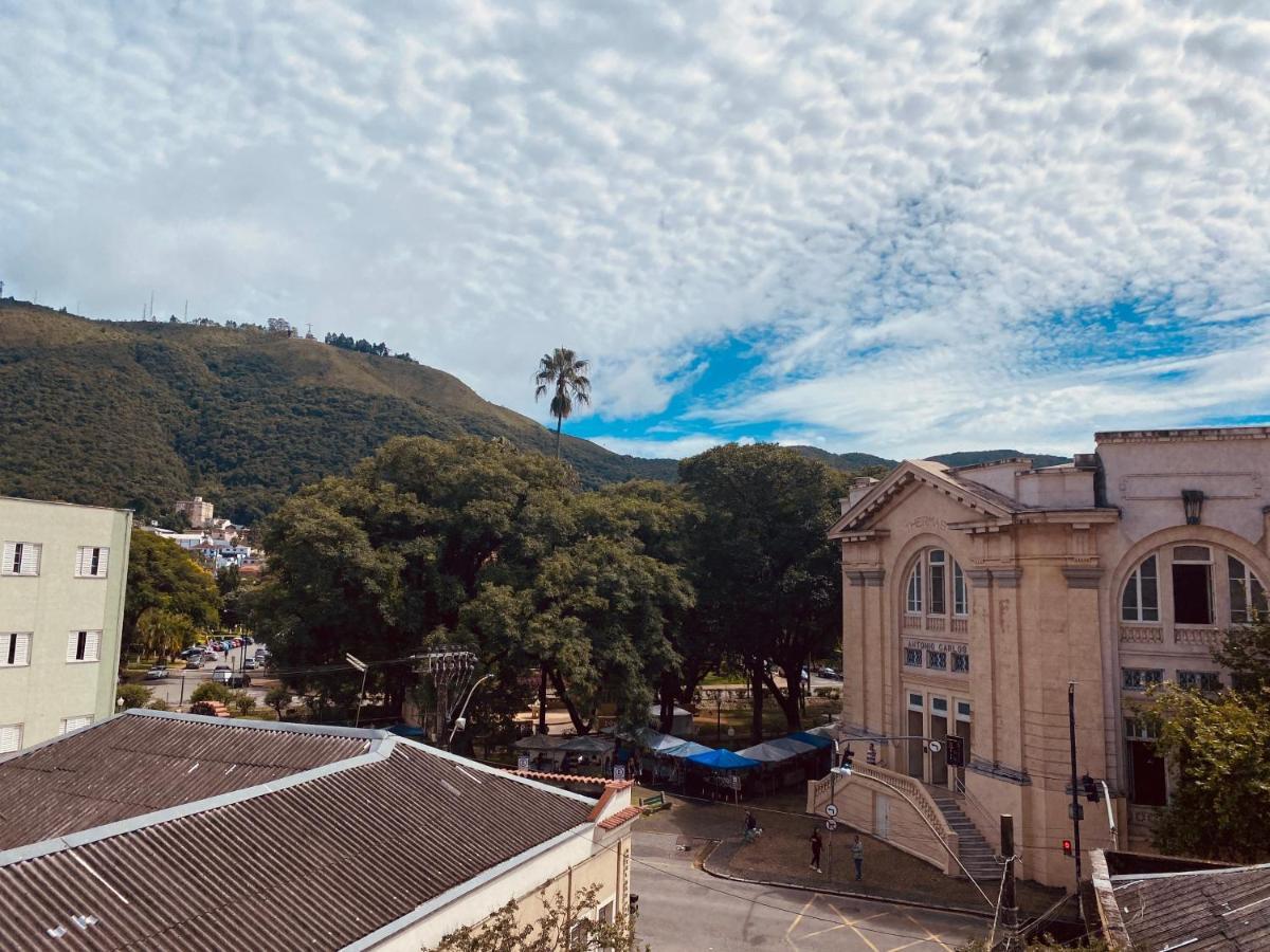 Hotel Thermas Da Mantiqueira - Pocos De Caldas - De Frente Para A Praca Central E Relogio Floral Poços de Caldas Exterior foto